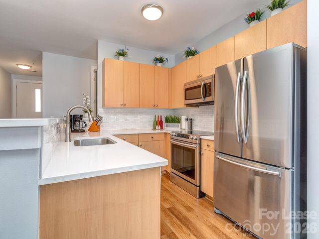1101 W 1st Street 211, Charlotte, NC 28202