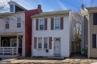 238 S 4TH ST, Columbia, PA 17512