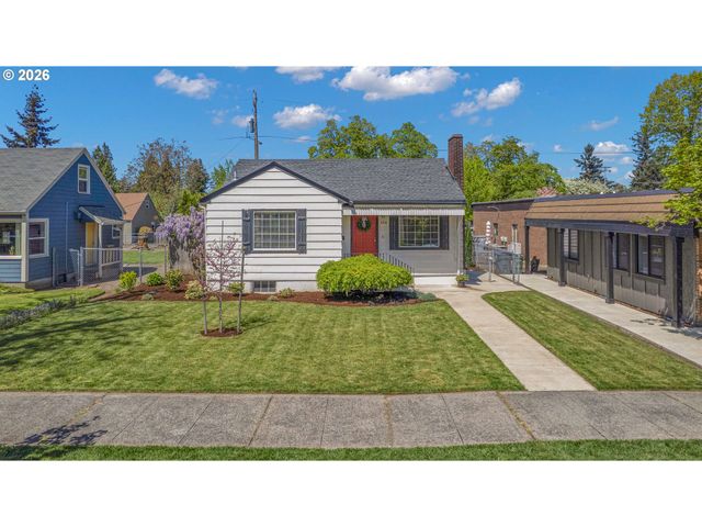 336 Nw 3RD Ave, Canby, OR 97013