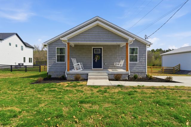 221 Western Ave, Hartsville, TN 37074