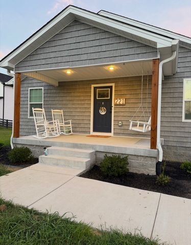 221 Western Ave, Hartsville, TN 37074