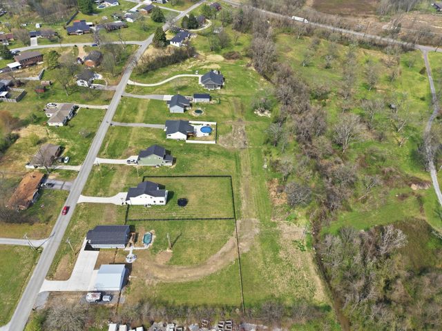 221 Western Ave, Hartsville, TN 37074