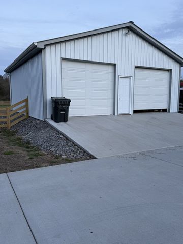 221 Western Ave, Hartsville, TN 37074