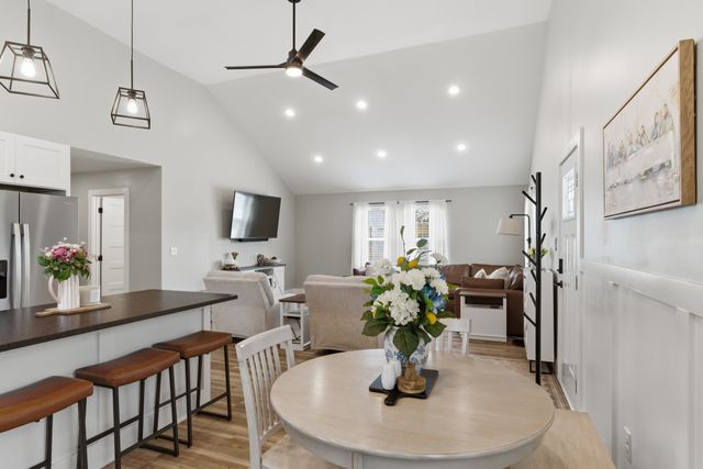 221 Western Ave, Hartsville, TN 37074