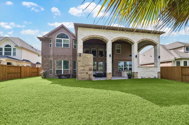 6130 Riverchase Glen Drive, Houston, TX 77345