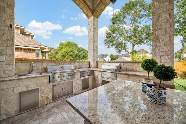 6130 Riverchase Glen Drive, Houston, TX 77345