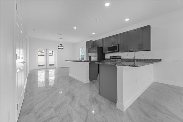 200 MOSELEY AVENUE, Maitland, FL 32751