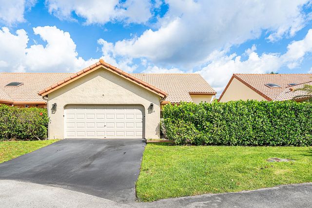 23373 Water Circle, Boca Raton, FL 33486