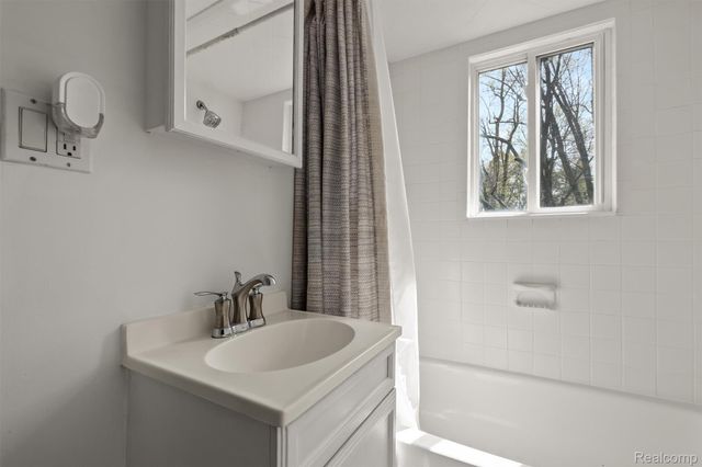 4773 Algonquin Boulevard, Independence Charter Township, MI 48348