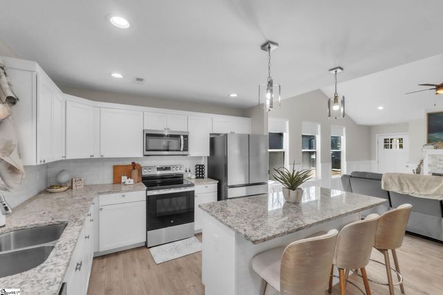 267 Lexington Street, Chesnee, SC 29323