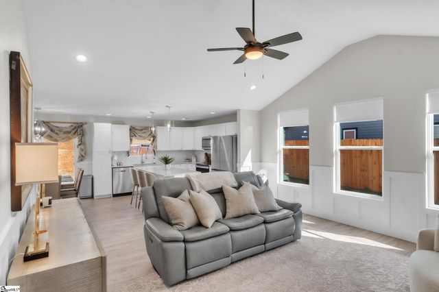 267 Lexington Street, Chesnee, SC 29323