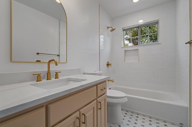 1420 Houston ST, Austin, TX 78756