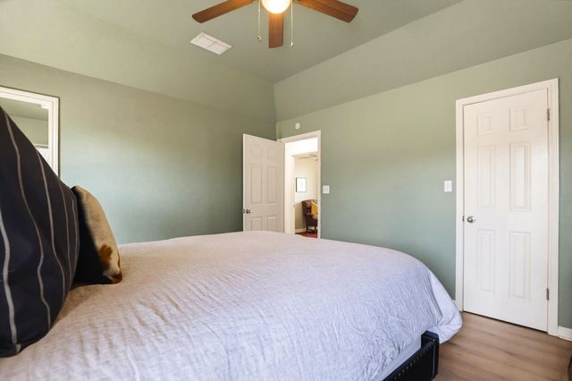 1510 Shadow WALK, Lockhart, TX 78644