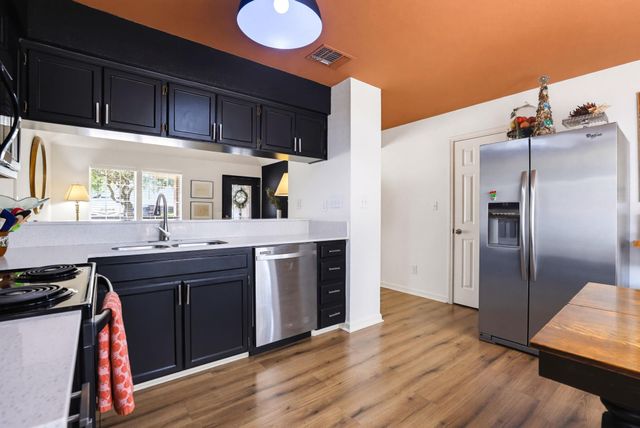 1510 Shadow WALK, Lockhart, TX 78644