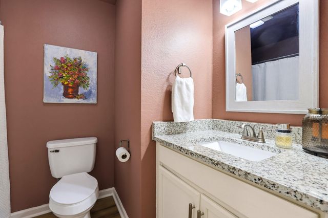1510 Shadow WALK, Lockhart, TX 78644