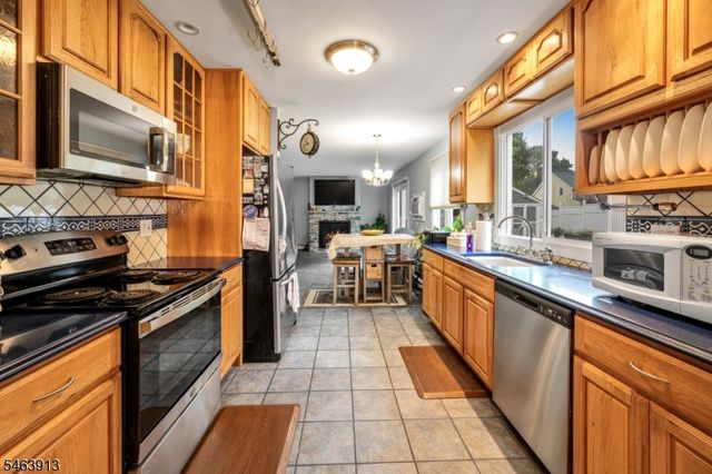 10 Clearwater Rd, Mount Olive Twp., NJ 07828