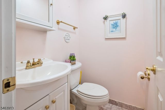 10 Clearwater Rd, Mount Olive Twp., NJ 07828