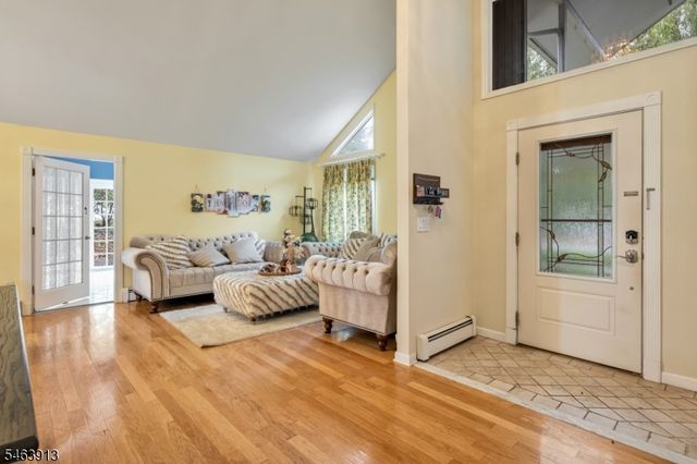 10 Clearwater Rd, Mount Olive Twp., NJ 07828