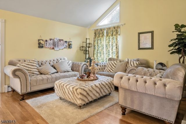 10 Clearwater Rd, Mount Olive Twp., NJ 07828