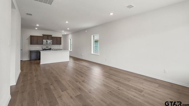 1619 Brooke Drive, Tyler, TX 75704