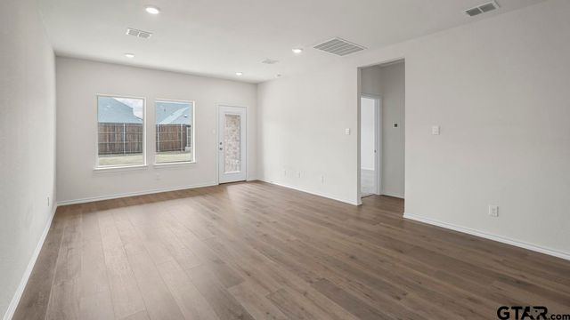 1619 Brooke Drive, Tyler, TX 75704
