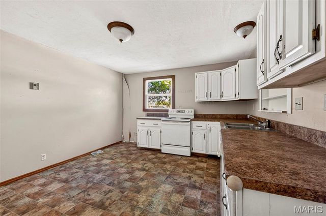 501 E Booneslick Road, Jonesburg, MO 63351