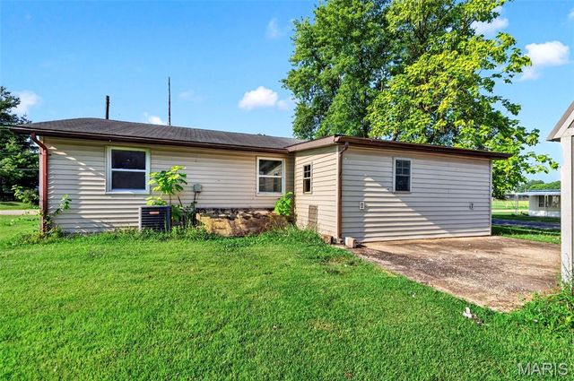 501 E Booneslick Road, Jonesburg, MO 63351
