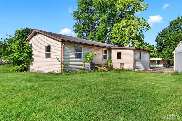 501 E Booneslick Road, Jonesburg, MO 63351