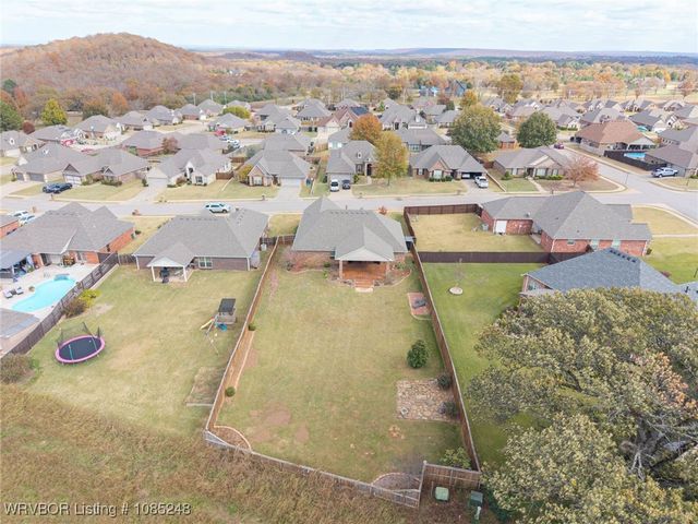 12120 Sapling Drive, Fort Smith, AR 72916