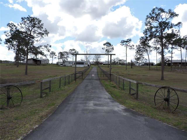 28448 WILDLIFE LANE, Brooksville, FL 34602