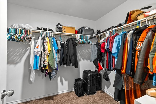 1258 Carnaby St, Corpus Christi, TX 78415