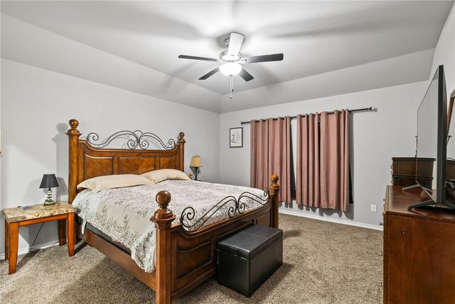 1258 Carnaby St, Corpus Christi, TX 78415