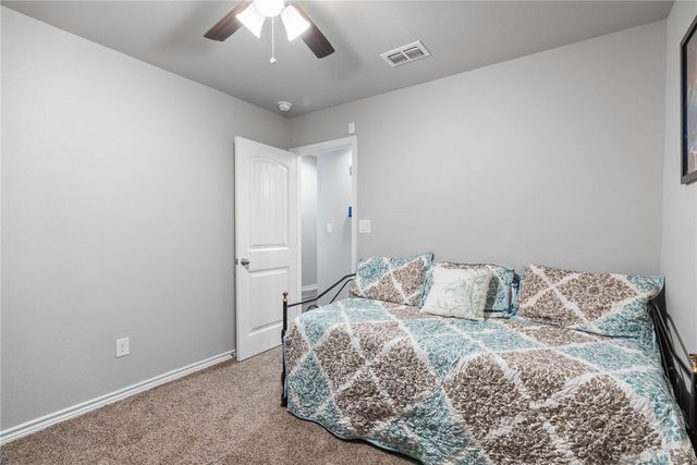 1258 Carnaby St, Corpus Christi, TX 78415