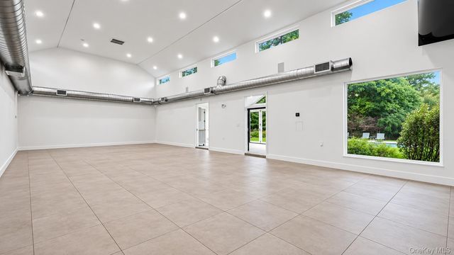 3 Zeck Court, Suffern, NY 10901