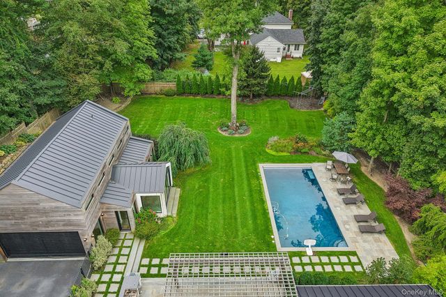 3 Zeck Court, Suffern, NY 10901