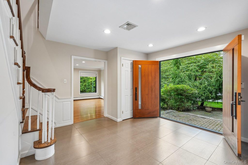 3 Zeck Court, Suffern, NY 10901 — photo 3