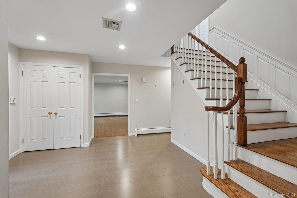 3 Zeck Court, Suffern, NY 10901 — photo 4