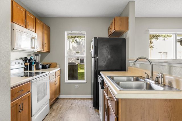 2747 MERRIEWEATHER LANE, Kissimmee, FL 34743