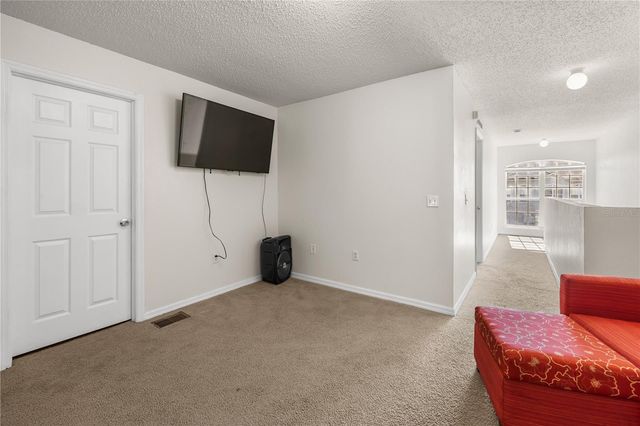 2747 MERRIEWEATHER LANE, Kissimmee, FL 34743