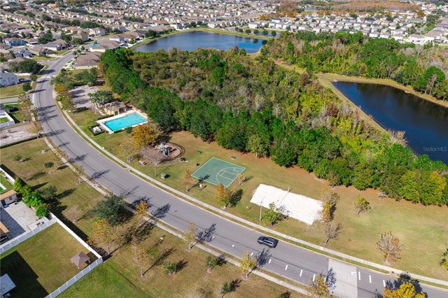 2747 MERRIEWEATHER LANE, Kissimmee, FL 34743