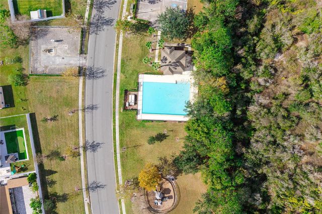 2747 MERRIEWEATHER LANE, Kissimmee, FL 34743