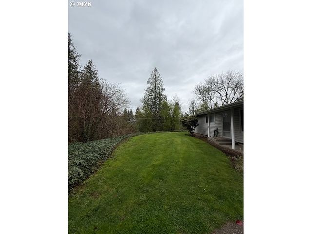 1060 Nw 107TH Ave, Portland, OR 97229