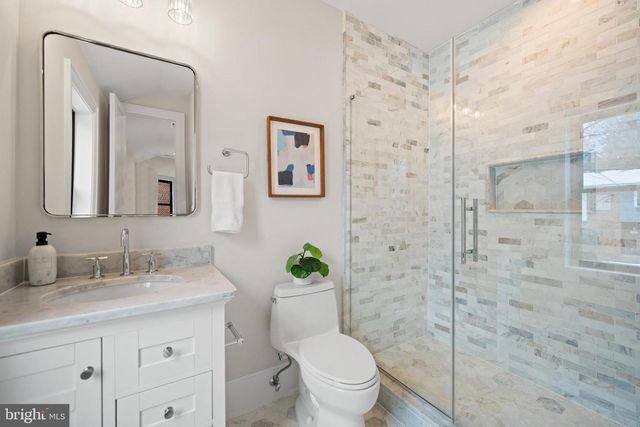 3639 ALTON PL NW, Washington, DC 20008