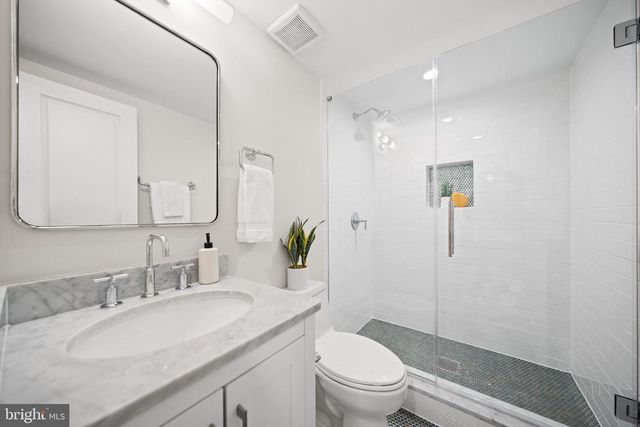 3639 ALTON PL NW, Washington, DC 20008
