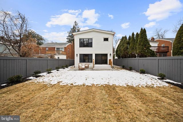 3639 ALTON PL NW, Washington, DC 20008