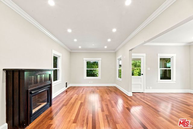 322 Huntley Drive, West Hollywood, CA 90048