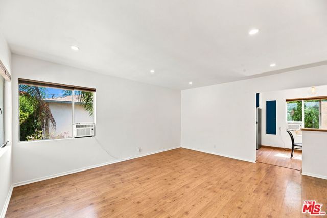 322 Huntley Drive, West Hollywood, CA 90048