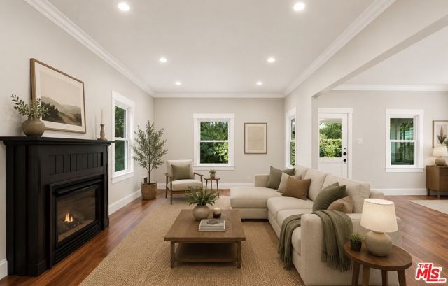 322 Huntley Drive, West Hollywood, CA 90048