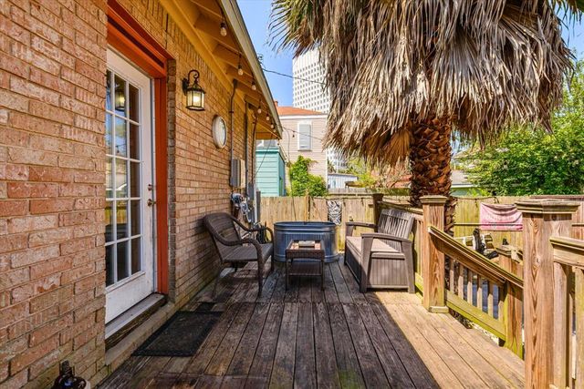 1714 Market Street, Galveston, TX 77550