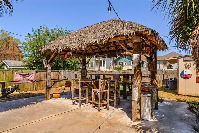 1714 Market Street, Galveston, TX 77550